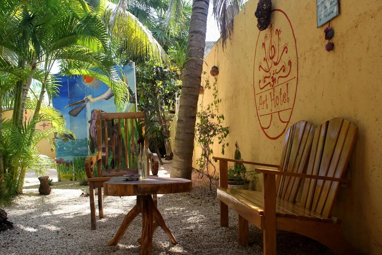 Art Hotel Tulum 0*,